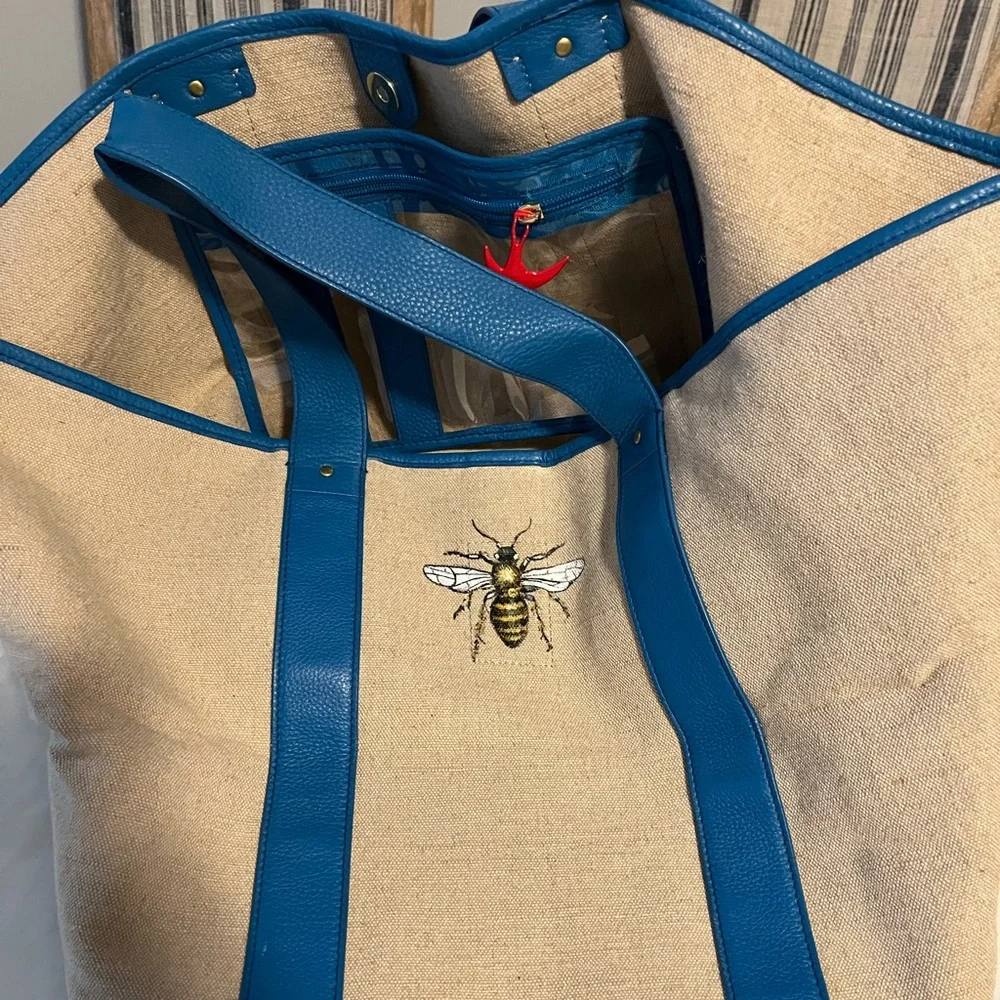 CORROON Personalized Jumbo Tote - Picture 3 of 6